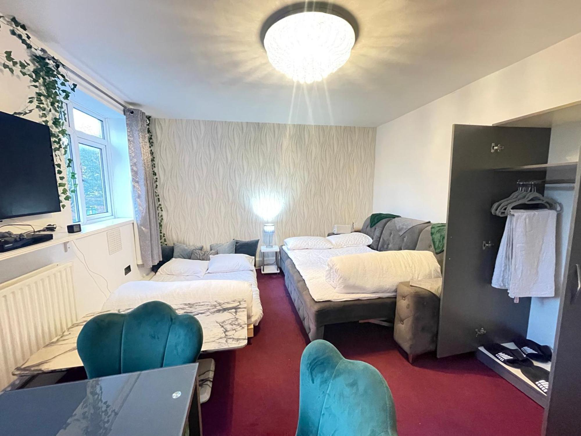 Room With Kitchen In Central London Exterior photo